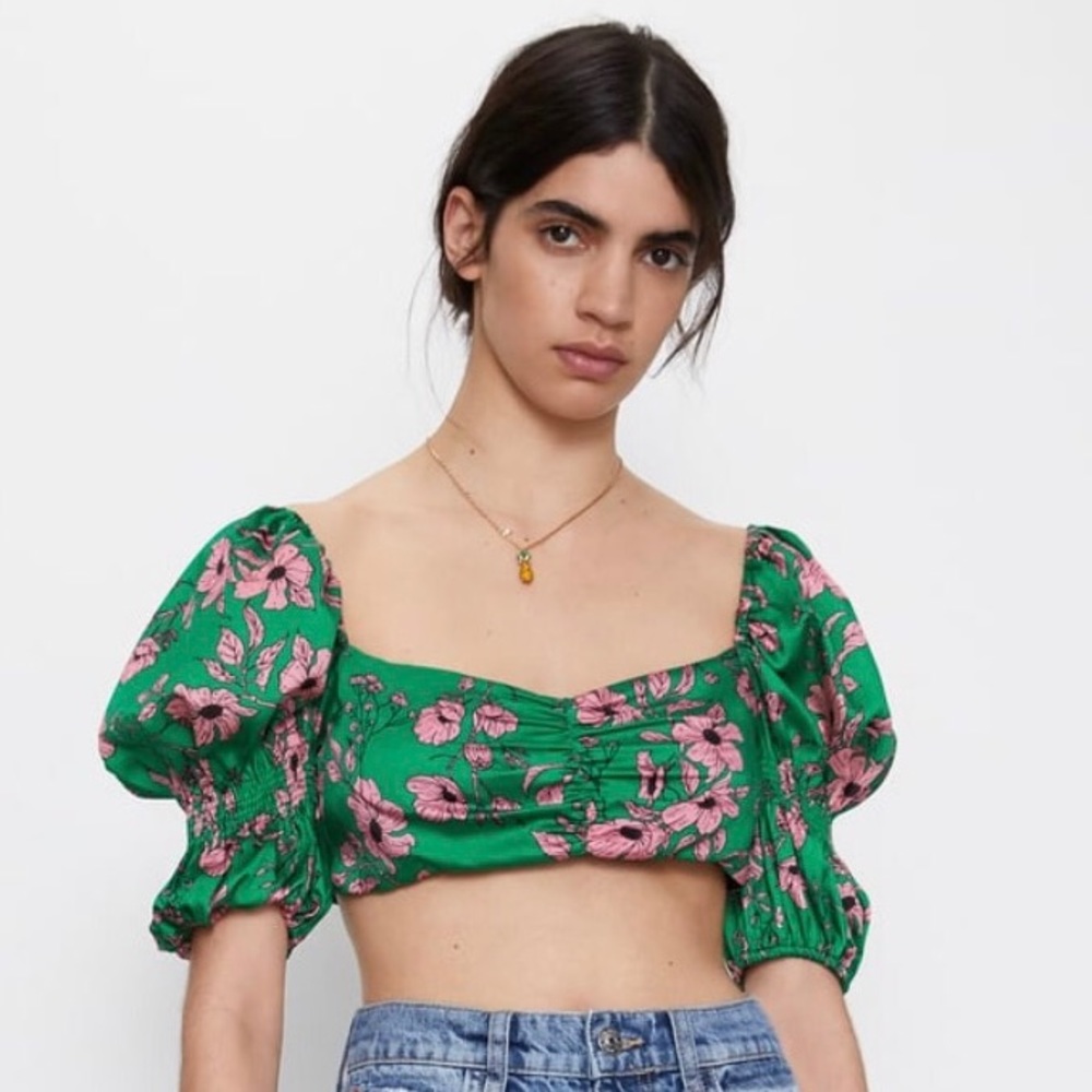 NEW!!! Zara Floral Print Crop Top